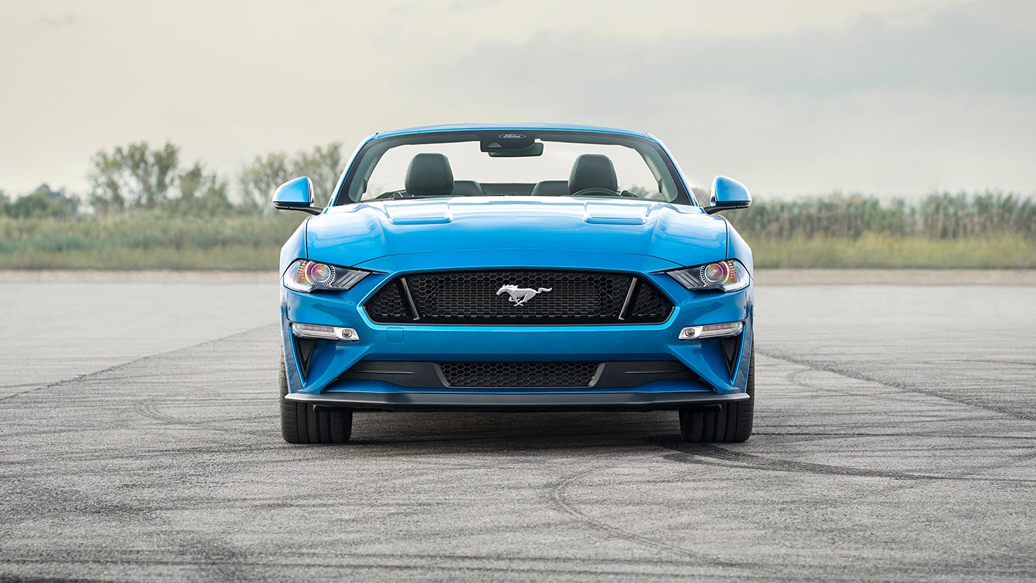 DME GT CLUB Ford Mustang GT 00