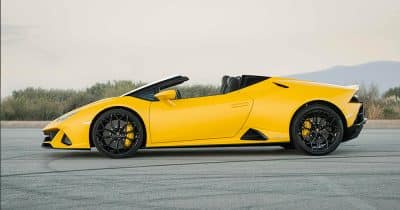 Lamborghini Huracan EVO Spyder side view