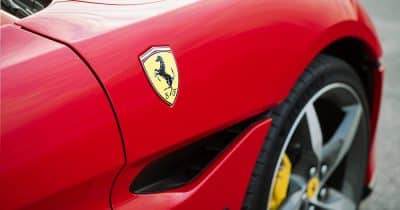 Ferrari Portofino M escudo