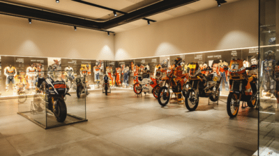 Visita McLaren Barcelona & Chealse 1979