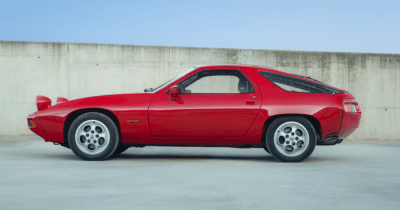 Porsche 928
