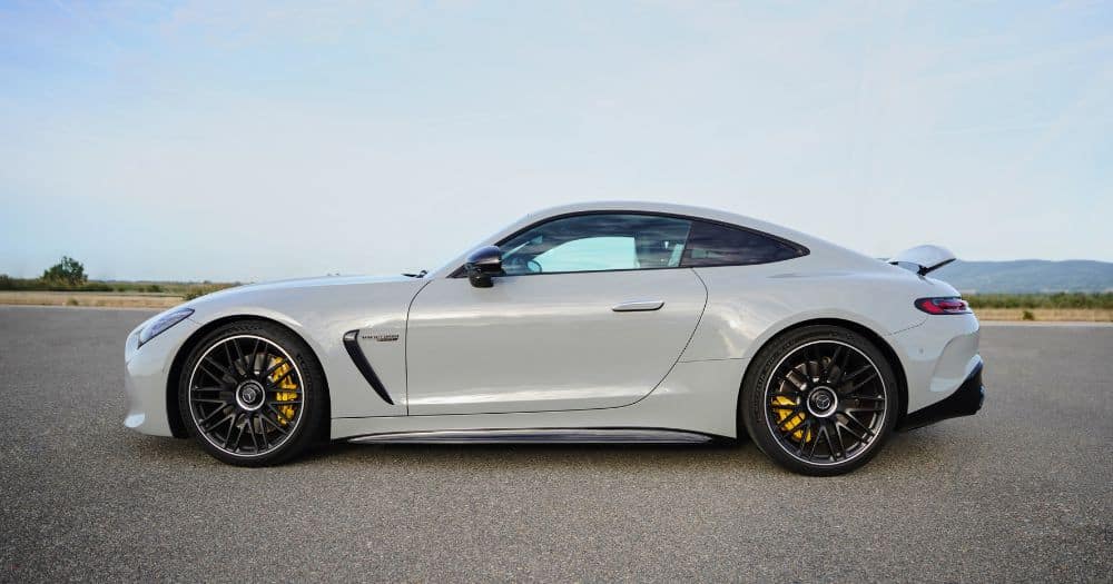 Mercedes AMG GT 63 DME GT Club Galeria 2 Vista lateral de un espectacular Mercedes-AMG GT 63 Coupé