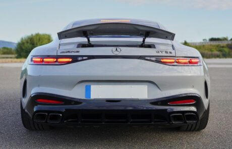 Mercedes AMG GT 63 DME GT Club Galeria 3 Vista trasere de un espectacular Mercedes-AMG GT 63 Coupé
