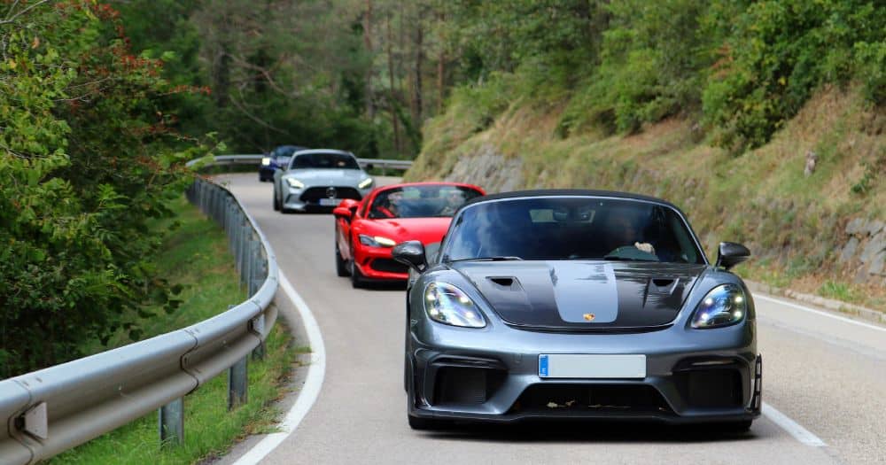 Superdeportivos en la carretera GT Session La Garrotxa x Abbatissa